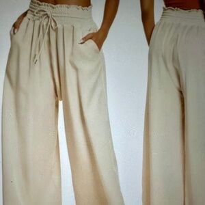 Free People Movement Mia Pants. NWT. Small